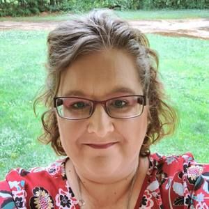 Meet your Posher, Lynn